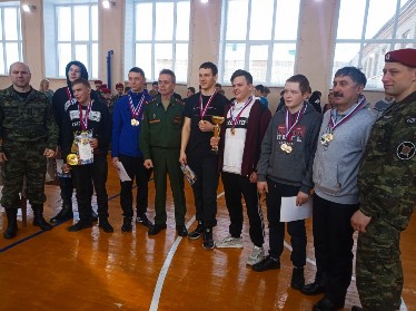 �����������